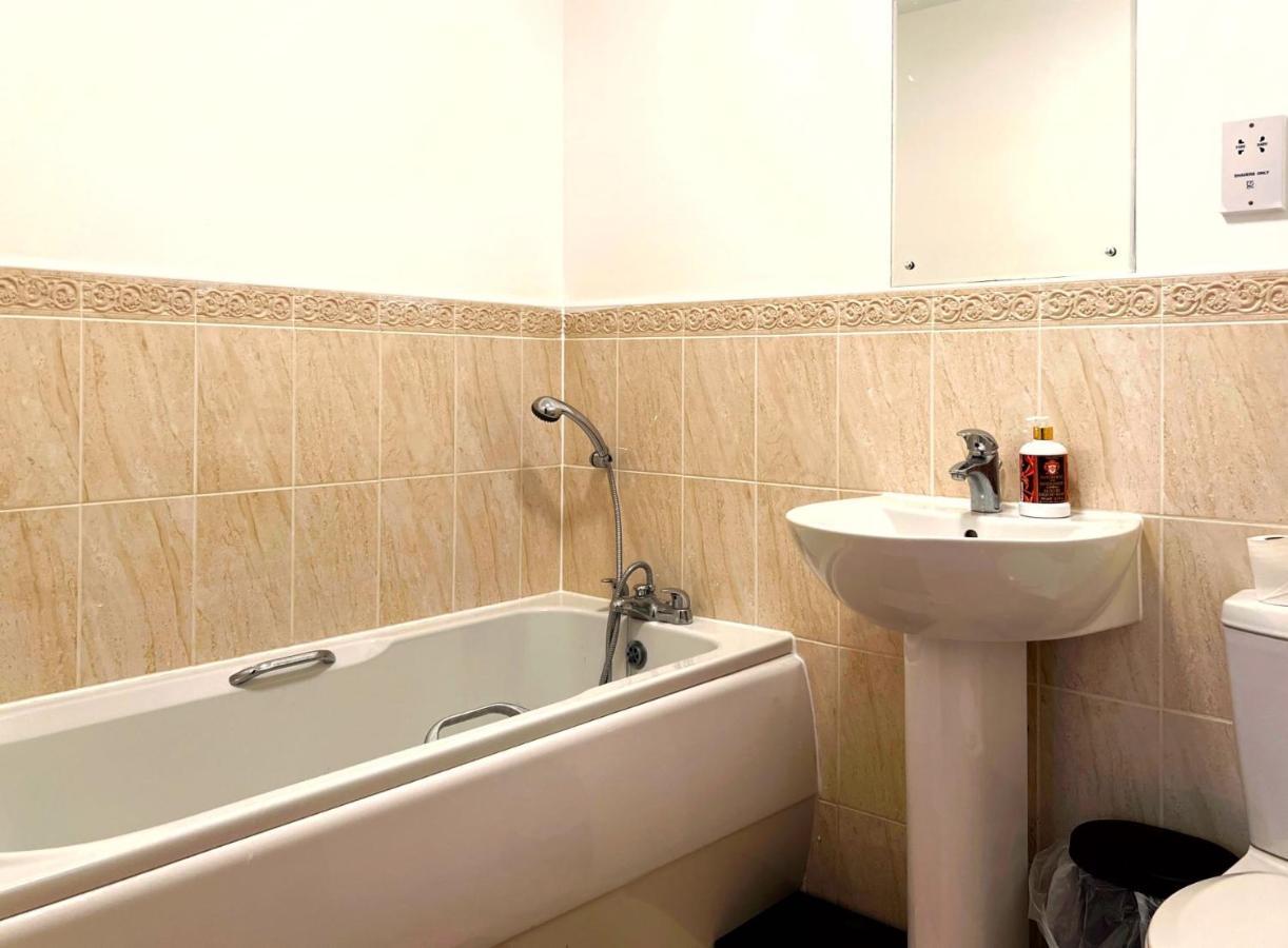 דירות סוואנסי Retro Seaside Apt With Patio מראה חיצוני תמונה