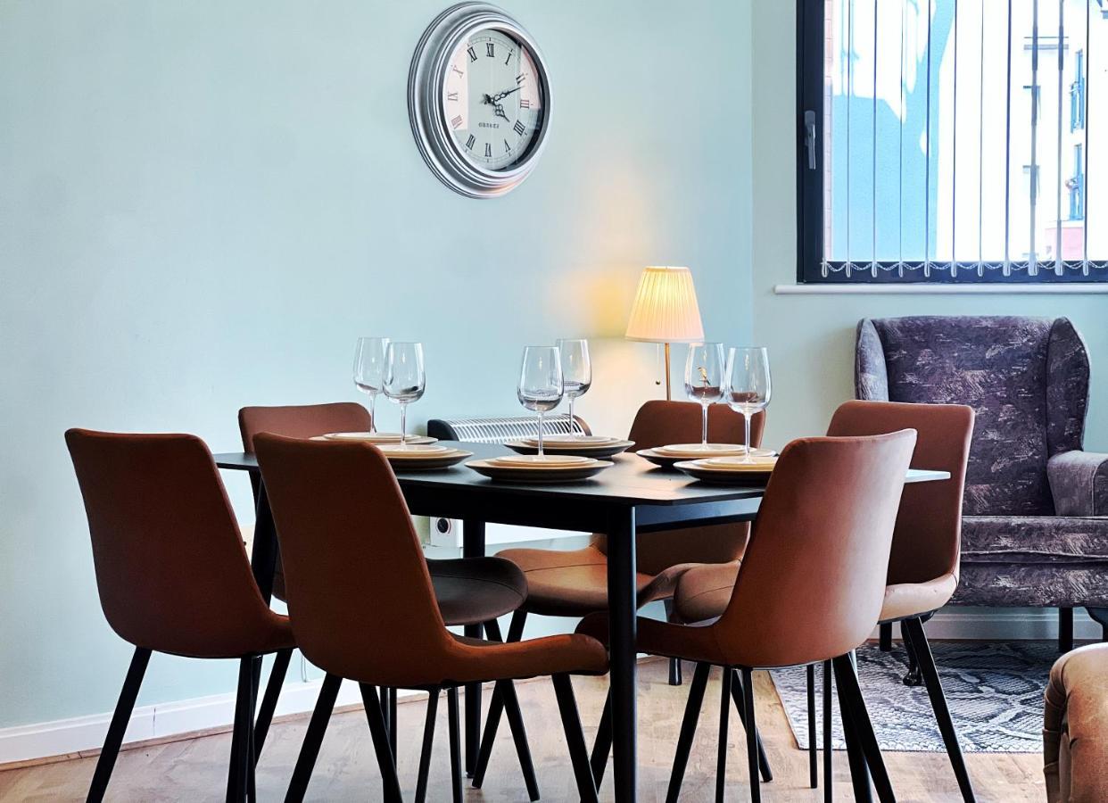 דירות סוואנסי Retro Seaside Apt With Patio מראה חיצוני תמונה