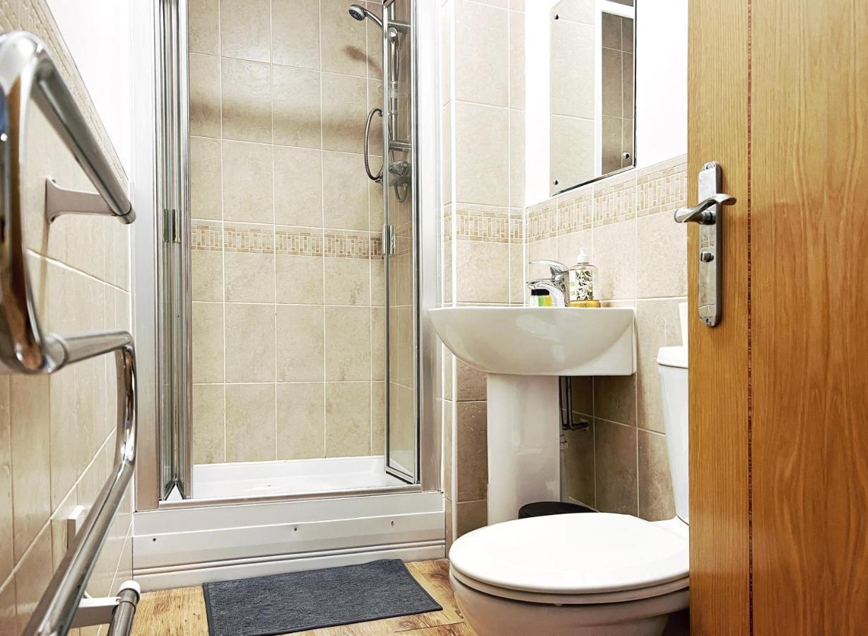 דירות סוואנסי Retro Seaside Apt With Patio מראה חיצוני תמונה